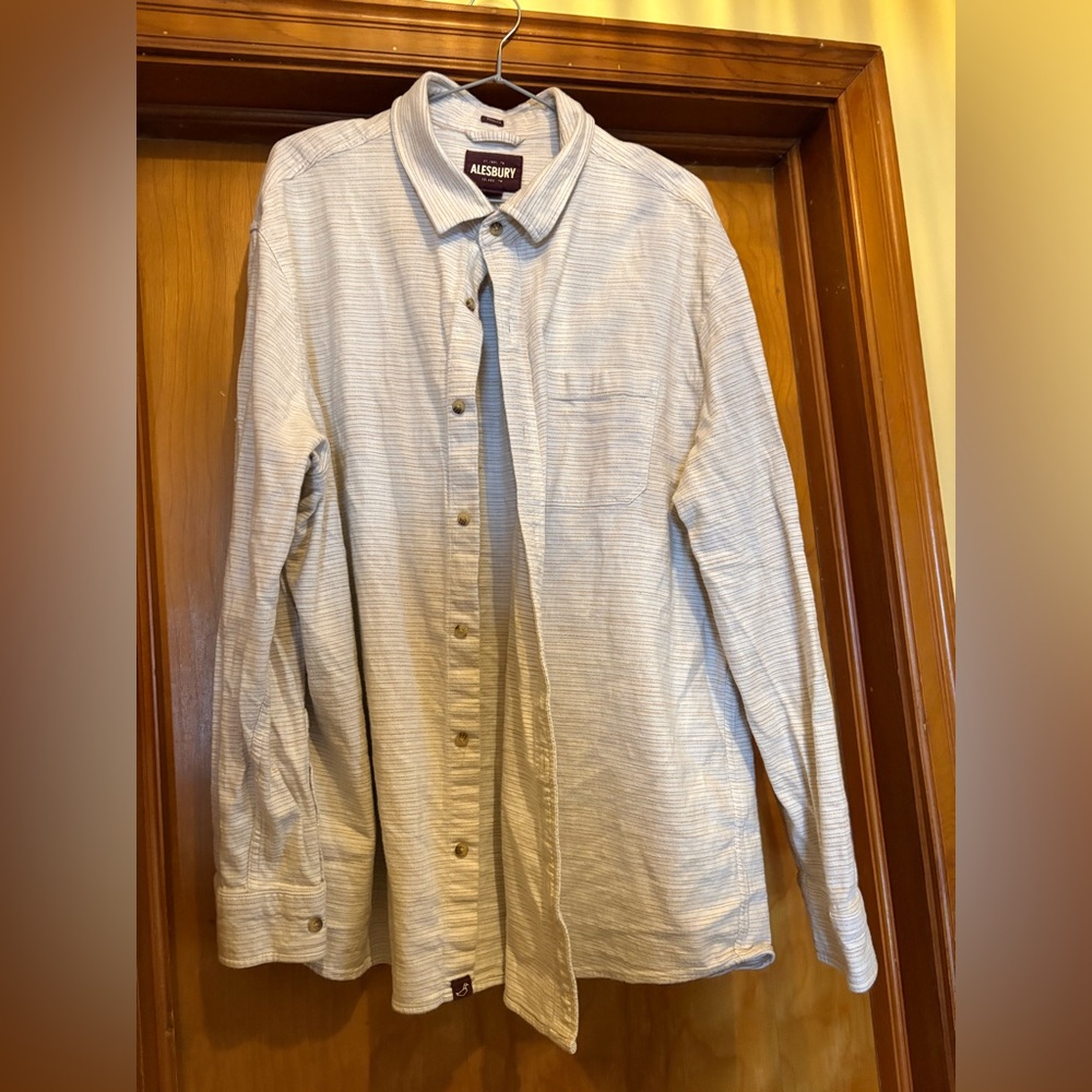 Men's Light Gray Casual Button Down Shirt